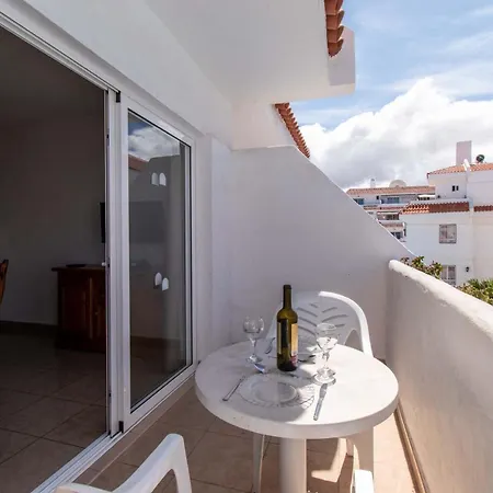 Floritas 23 - One Bed With Pool View 公寓