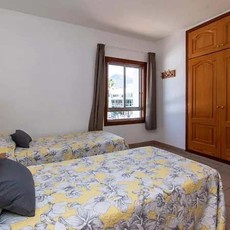 Floritas 23 - One Bed With Pool View * Playa de las Américas